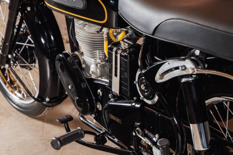 1953 Velocette Mac