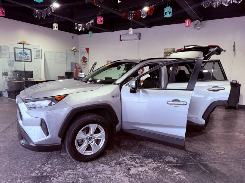 2019 Toyota RAV4 Hybrid LE
