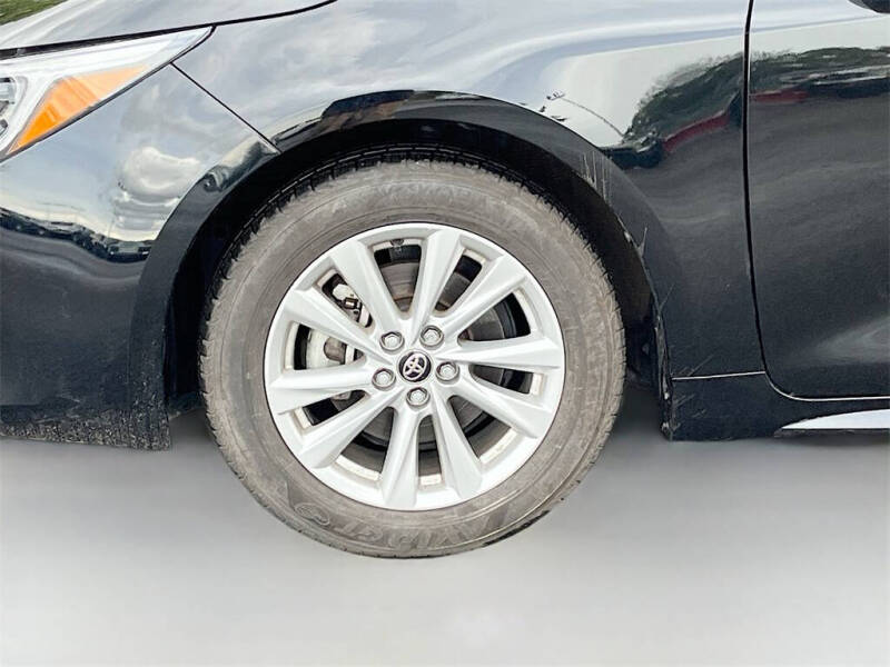 2025 Toyota Corolla Hatchback SE