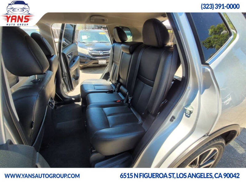 2020 Nissan Rogue SL