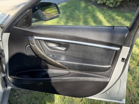 2018 BMW 3 Series 330i