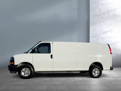 2023 Chevrolet Express 2500