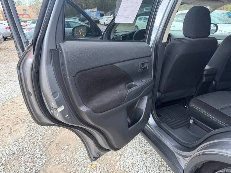 2017 Mitsubishi Outlander SE