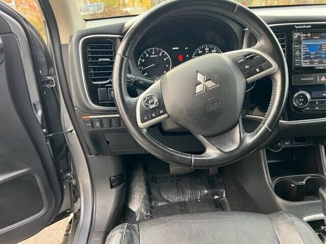 2014 Mitsubishi Outlander SE