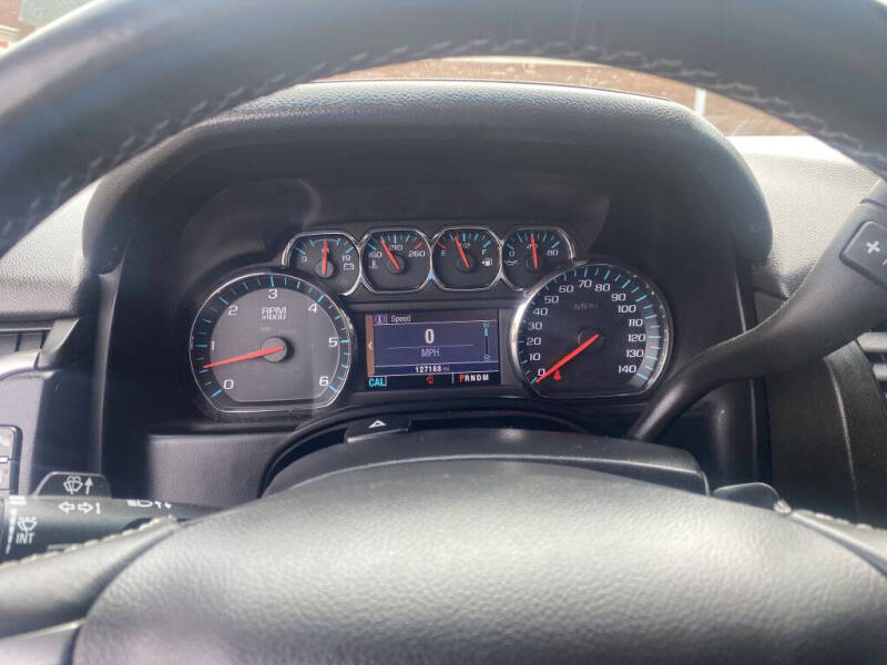 2015 Chevrolet Suburban LS