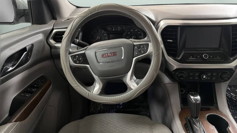 2018 GMC Acadia SLE-1
