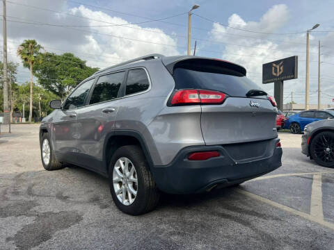2018 Jeep Cherokee Latitude Plus