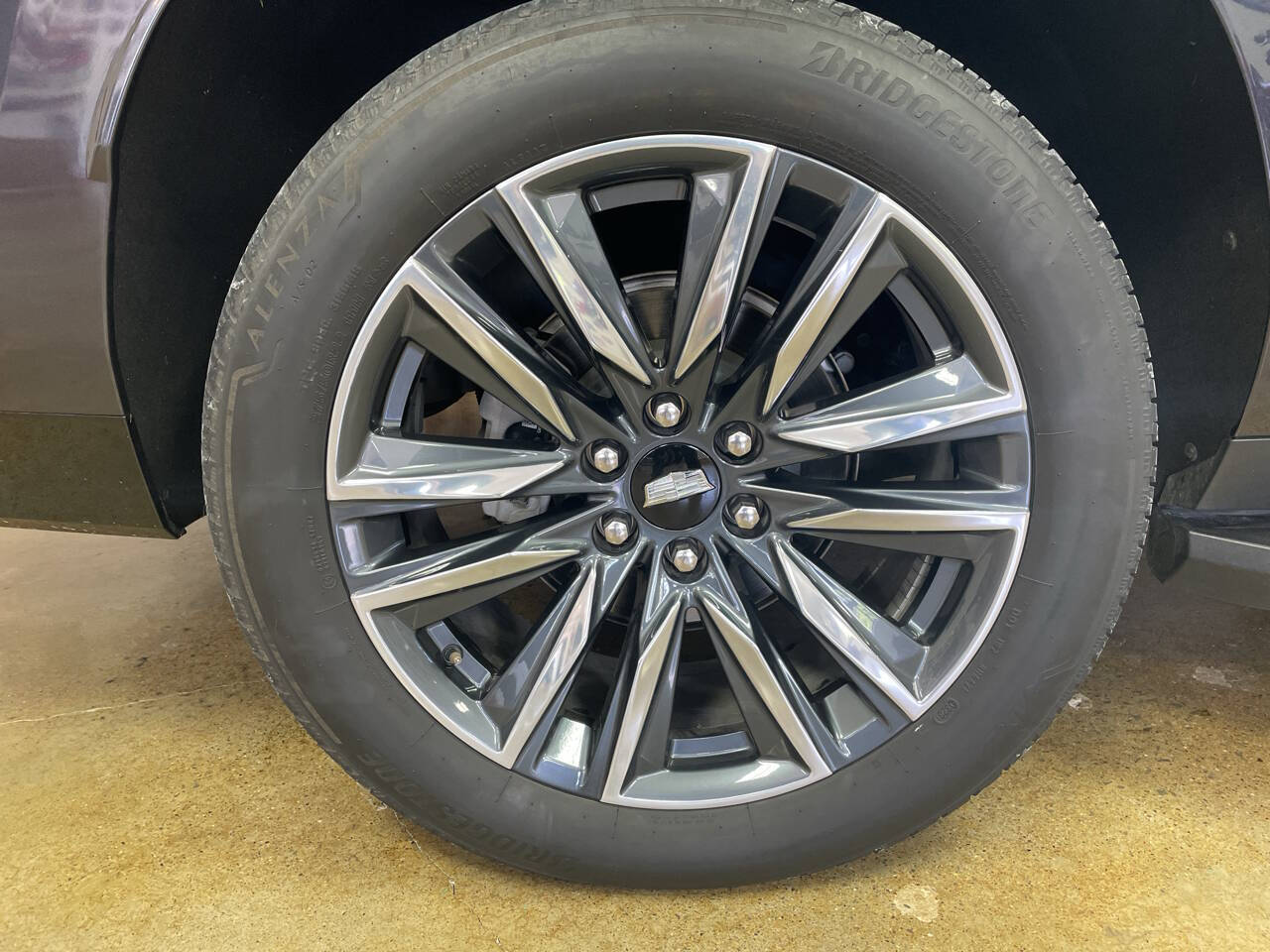 2023 Cadillac Escalade ESV 8