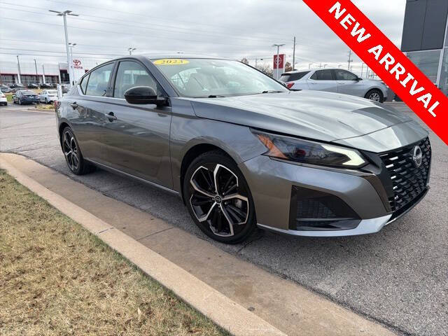 2023 Nissan Altima 2.5 SR