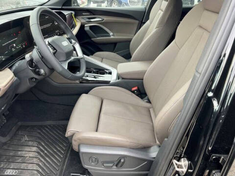 2025 Audi Q5 quattro Prestige TFSI