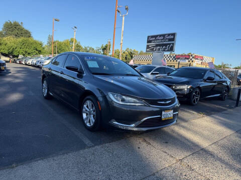 2017 Chrysler 200 Limited