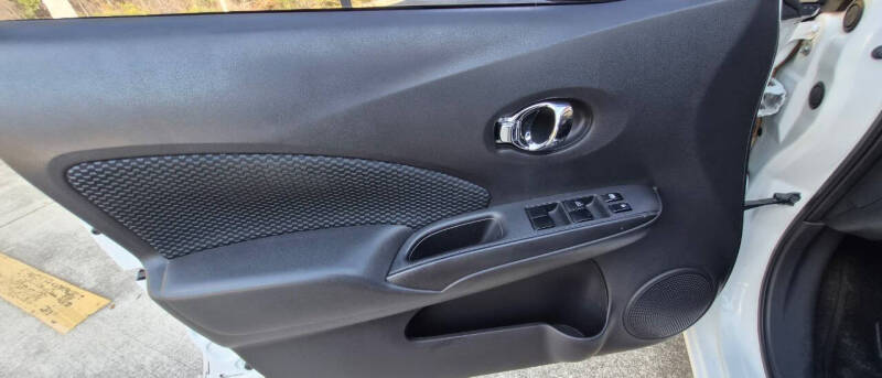 2014 Nissan Versa Note SV