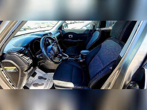 2019 Kia Soul +