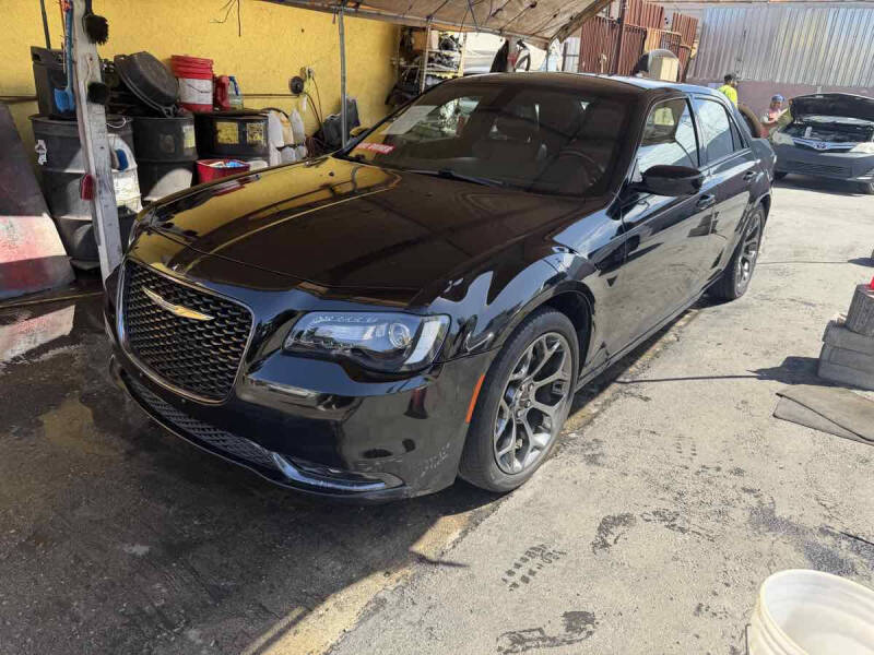 2017 Chrysler 300