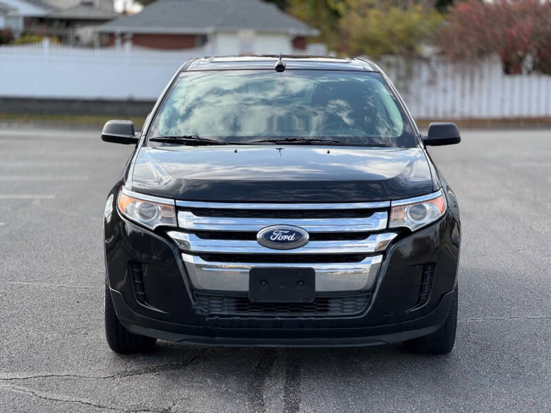 2014 Ford Edge SE photo 2