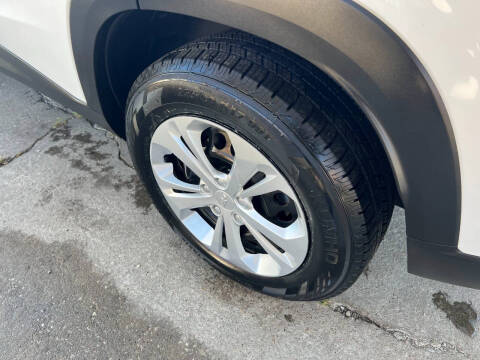 2025 Chevrolet Trax LS