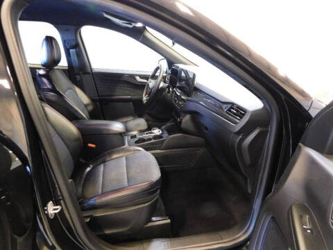 2023 Ford Escape ST-Line Select