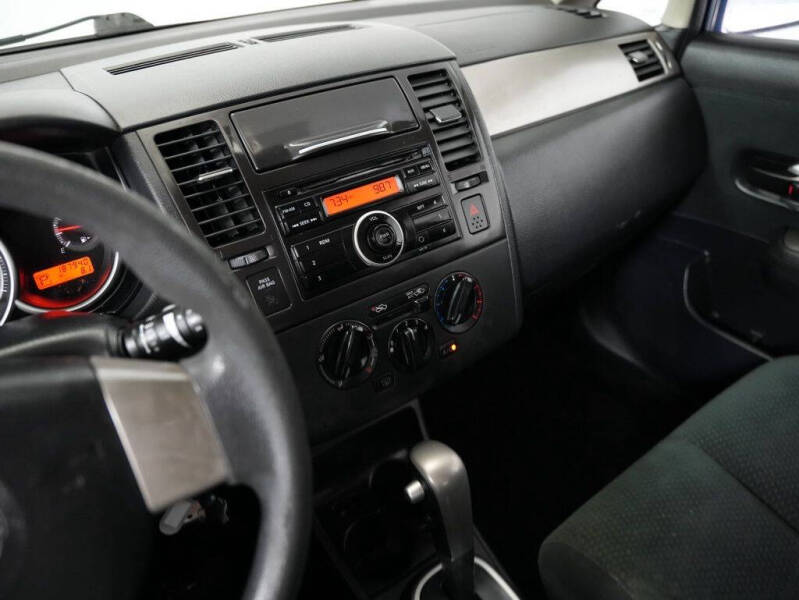 2012 Nissan Versa 1.8 S
