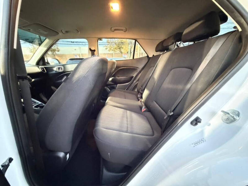 2022 Hyundai Venue SE