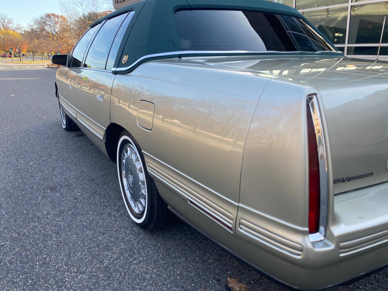 1997 Cadillac DeVille for sale at Vintage Motors USA in Roselle, NJ