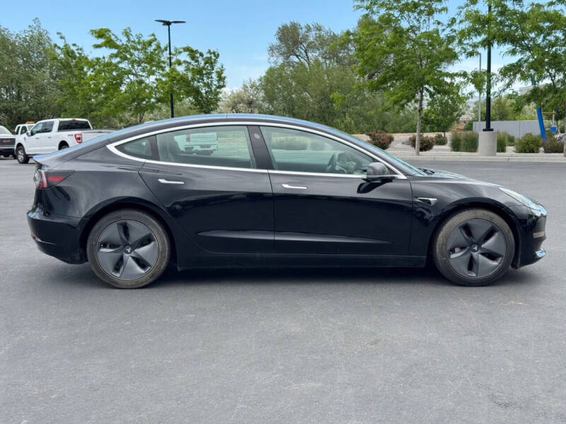 2019 Tesla Model 3 Mid Range