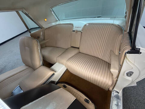 1964 Ford Thunderbird