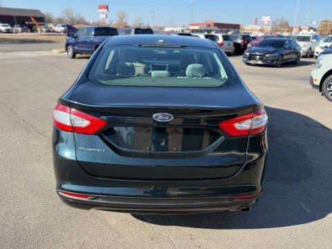2014 Ford Fusion S