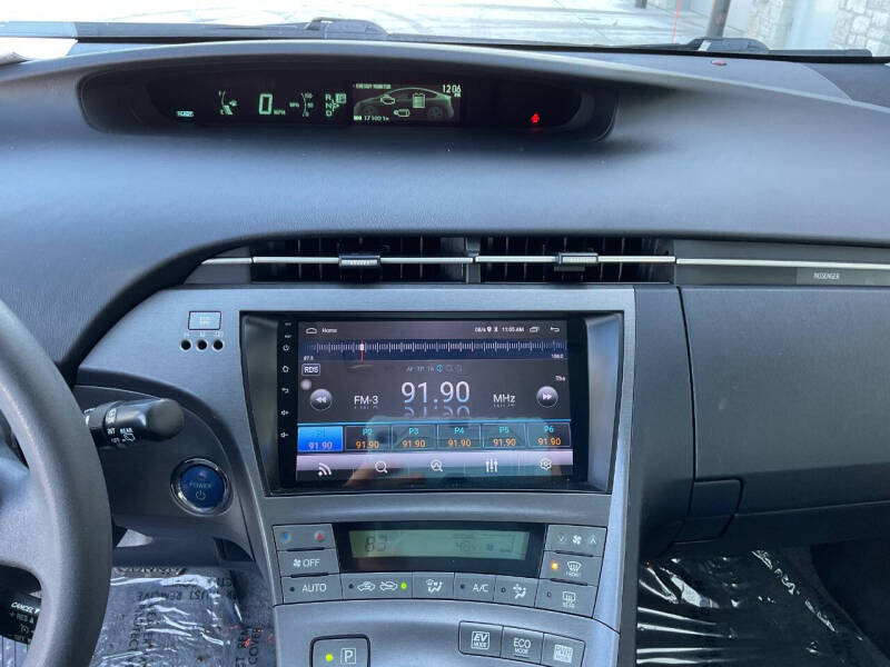 2012 Toyota Prius Two