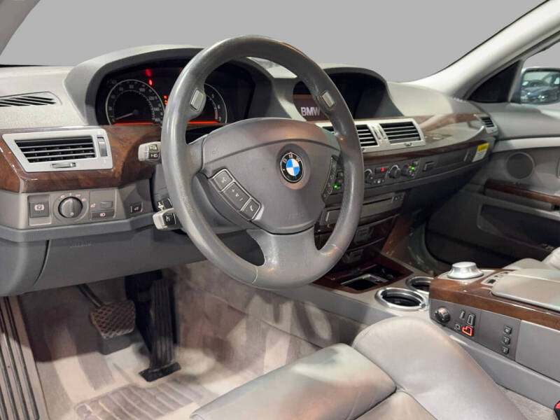 2003 BMW 7 Series 745Li