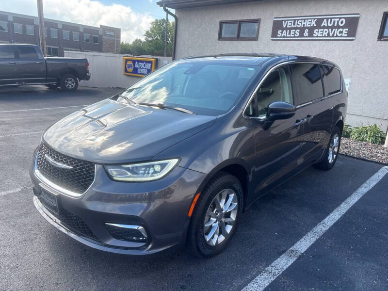 2023 Chrysler Pacifica Touring L