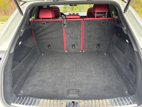 2022 Porsche Cayenne Coupe Platinum Edition