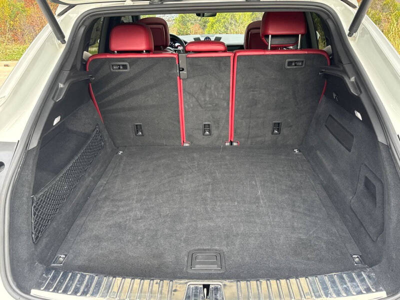 2022 Porsche Cayenne Coupe Platinum Edition