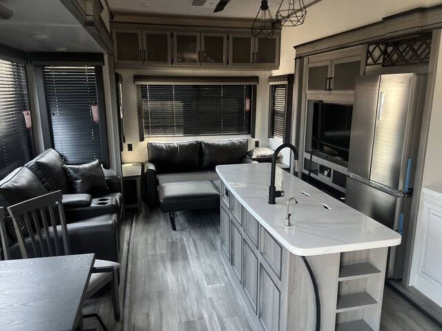 2024 Keystone RV 39FLFT