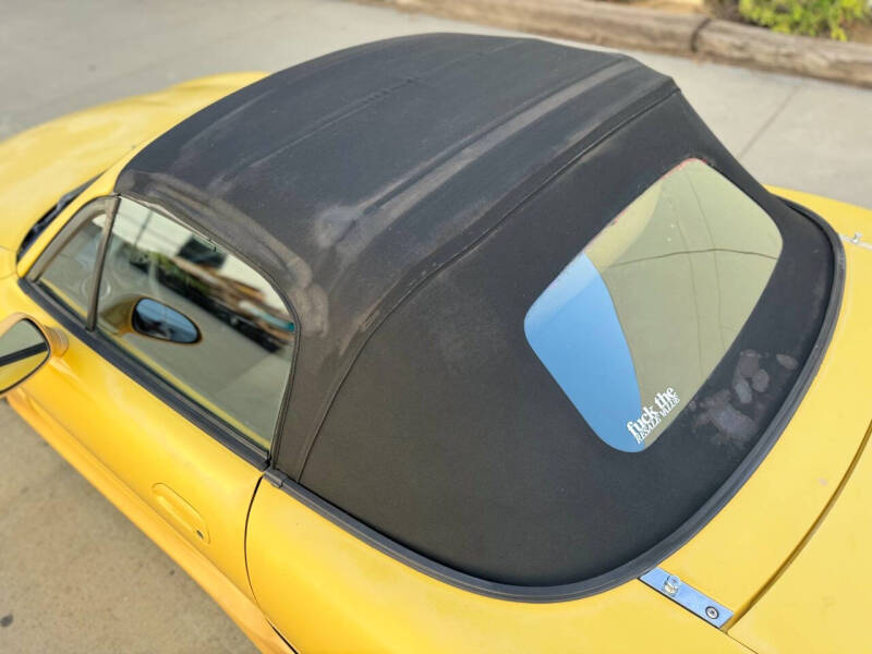 2002 Mazda MX-5 Miata