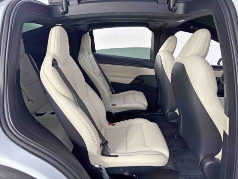 2022 Tesla Model X Plaid
