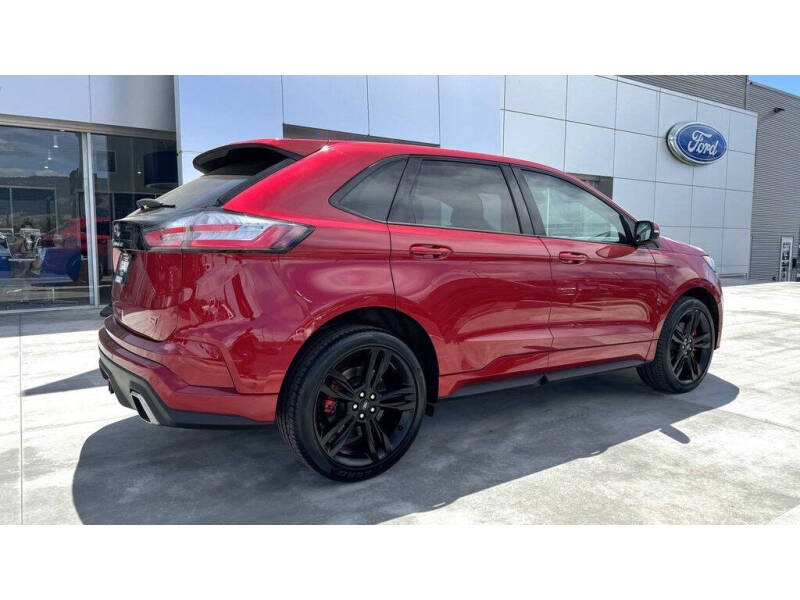 2024 Ford Edge ST
