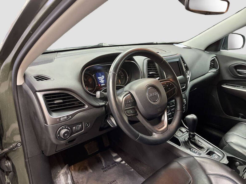2019 Jeep Cherokee Latitude Plus