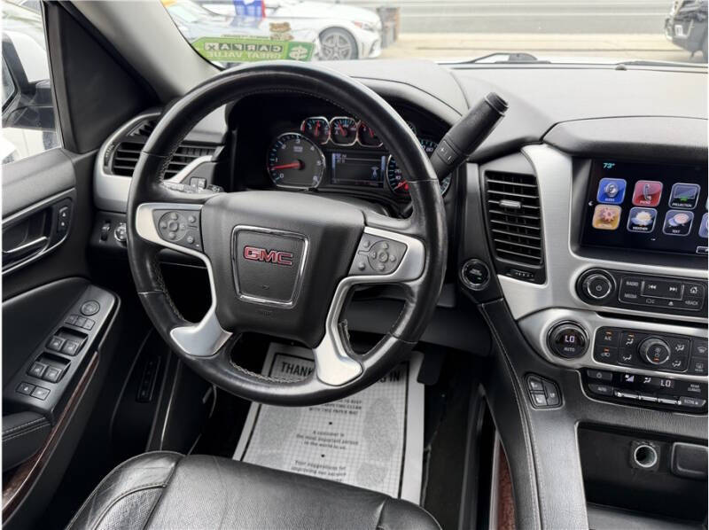 2017 GMC Yukon SLT