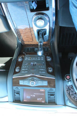 2017 Nissan Armada SV