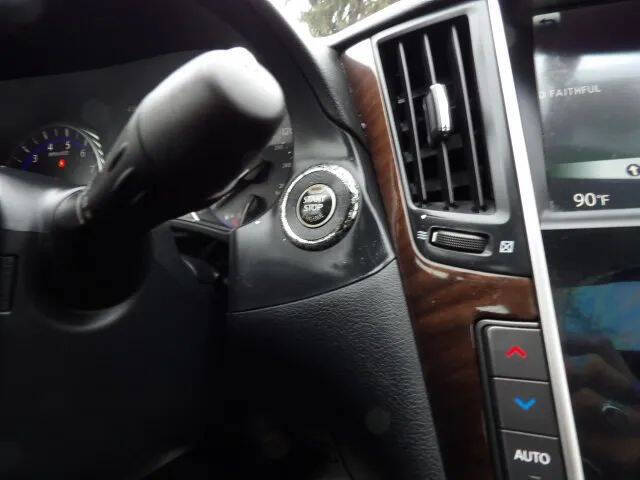 2014 Infiniti Q50 Premium