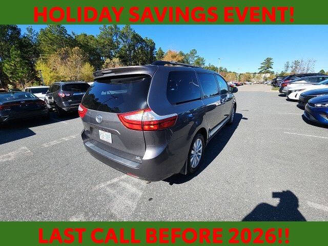 2017 Toyota Sienna LE 7-Passenger