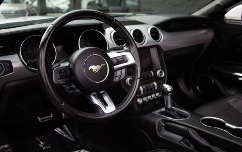 2020 Ford Mustang EcoBoost