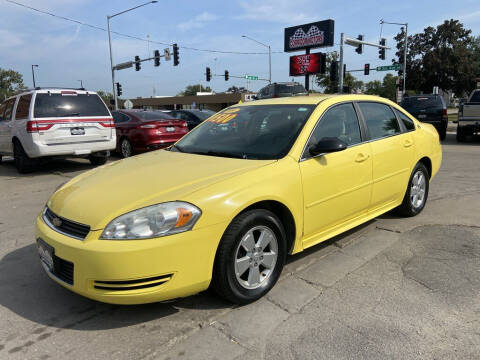 2009 Chevrolet Impala for sale at Corridor Motors in Cedar Rapids IA