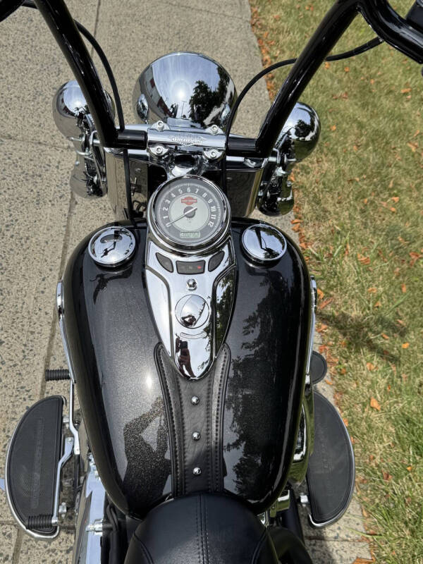 2017 Harley-Davidson Heritage Softail Classic