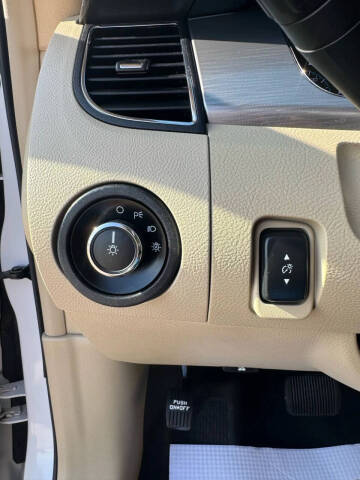 2016 Ford Taurus SEL