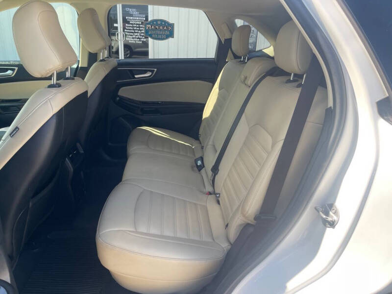 2020 Ford Edge SEL