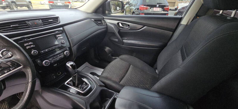 2017 Nissan Rogue S