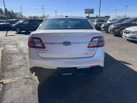 2017 Ford Taurus Limited