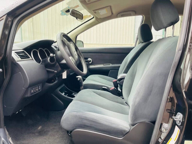 2012 Nissan Versa 1.8 S