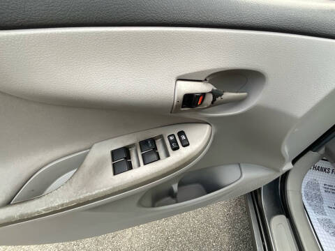 2013 Toyota Corolla LE